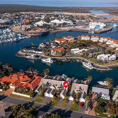 The Blacklighters-Waterfront Retreat Port Lincoln Exterior foto